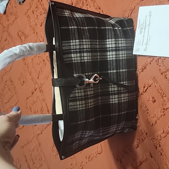 Rebecca Minkoff Handbags - Rebecca Minkoff Megan tote